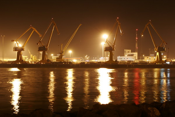mg 6724 resize anzali at night