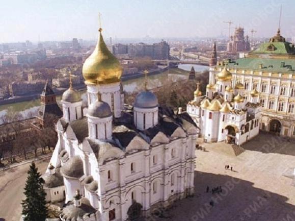 cathedral of the archangel in the moscow kremlin exterior